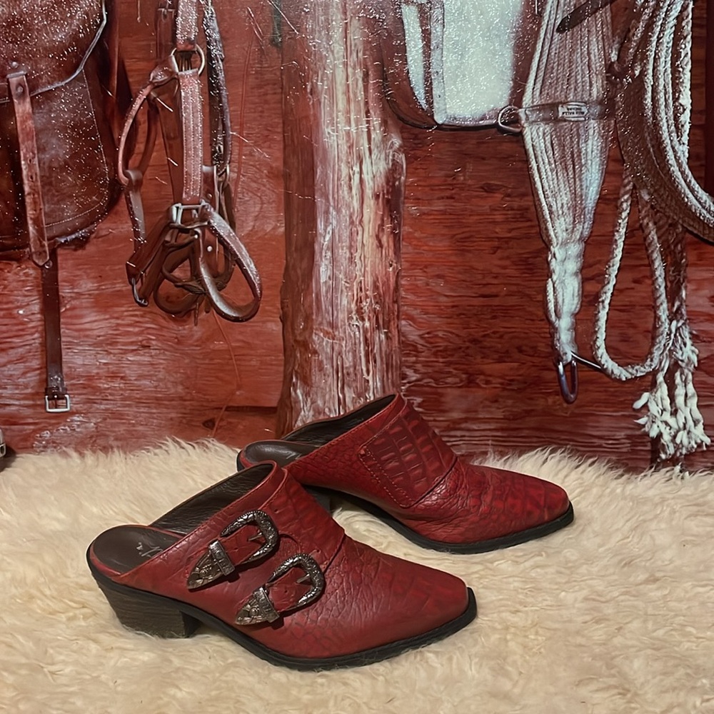 Matisse leather mules